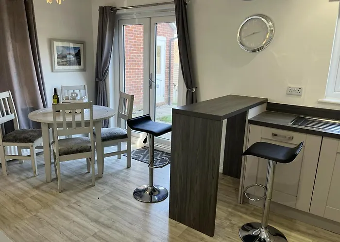 Remarkable 3-Bed House In Wirral