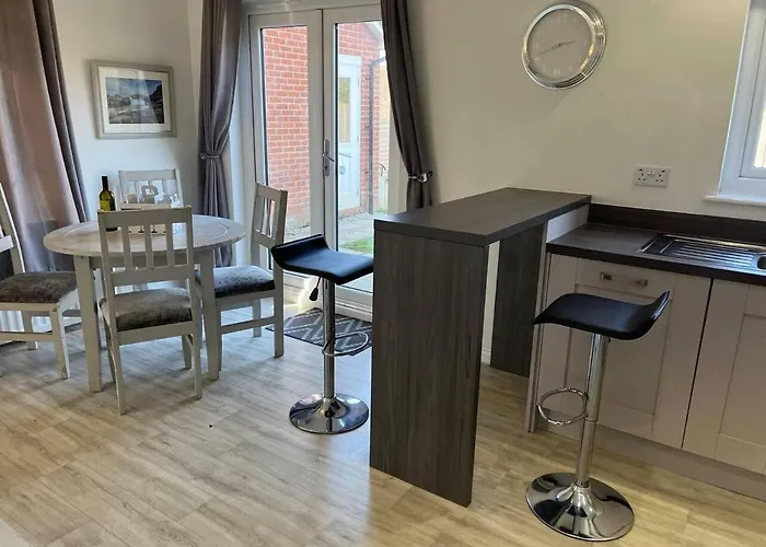 Remarkable 3-Bed House In Wirral